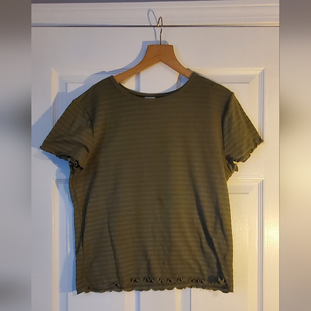 Green tee